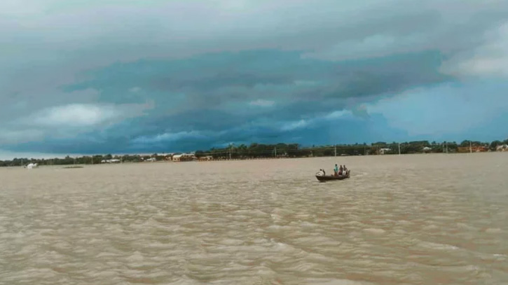 হাওরে মাছ ধরতে গিয়ে বজ্রপাতে জেলের মৃত্যু