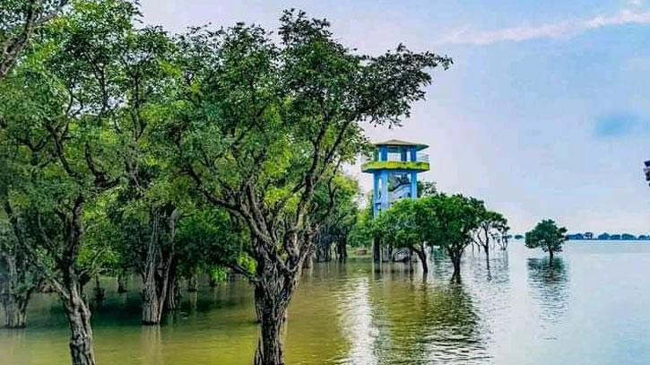 টাঙ্গুয়ার হাওরসহ তাহিরপুর উপজেলার সব পর্যটন স্পট বন্ধ